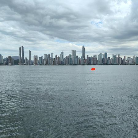 Balneario Camboriu 4 Quartos Avenida Atlantica 外观 照片